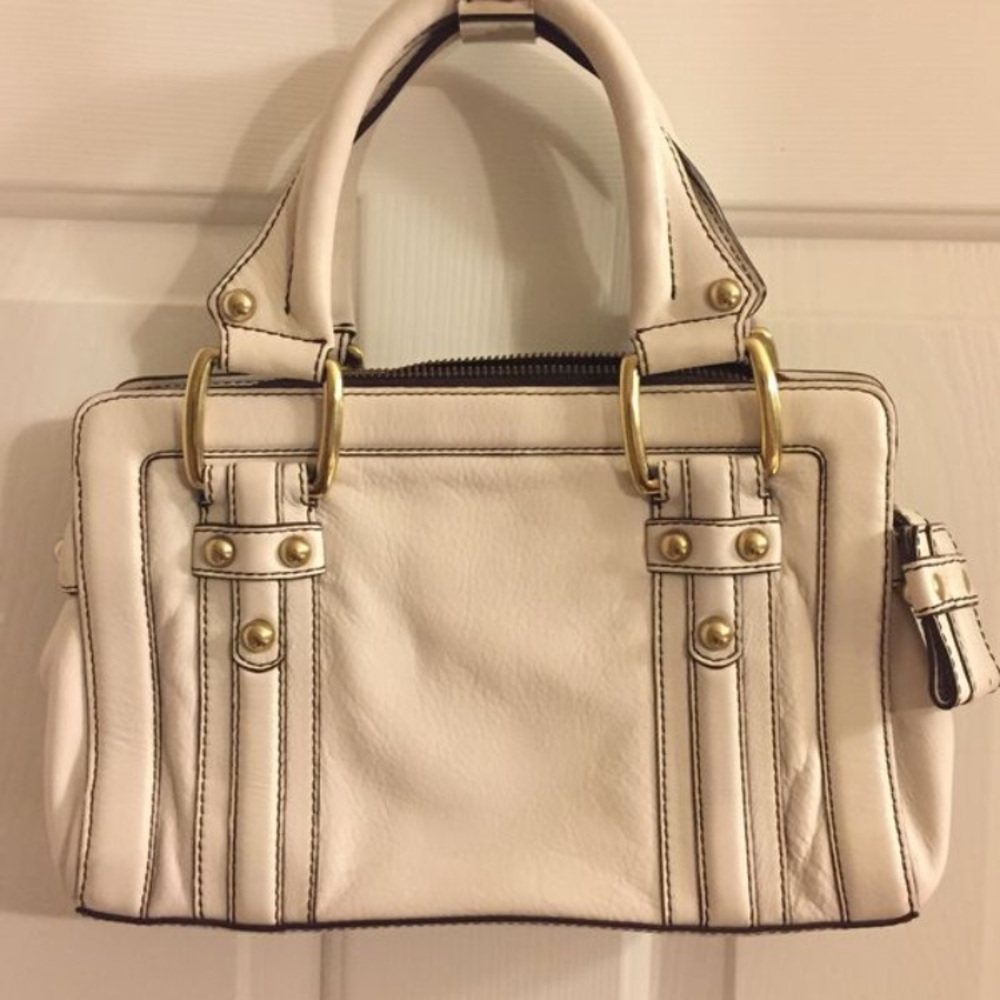 White banana republic soft genuine leather